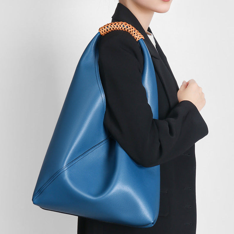Ilaria | Borsa Hobo con Manico in Rattan