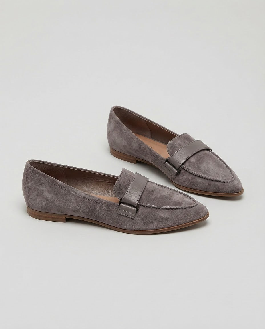 Mocassino a Punta con Fascia sul Collo del Piede